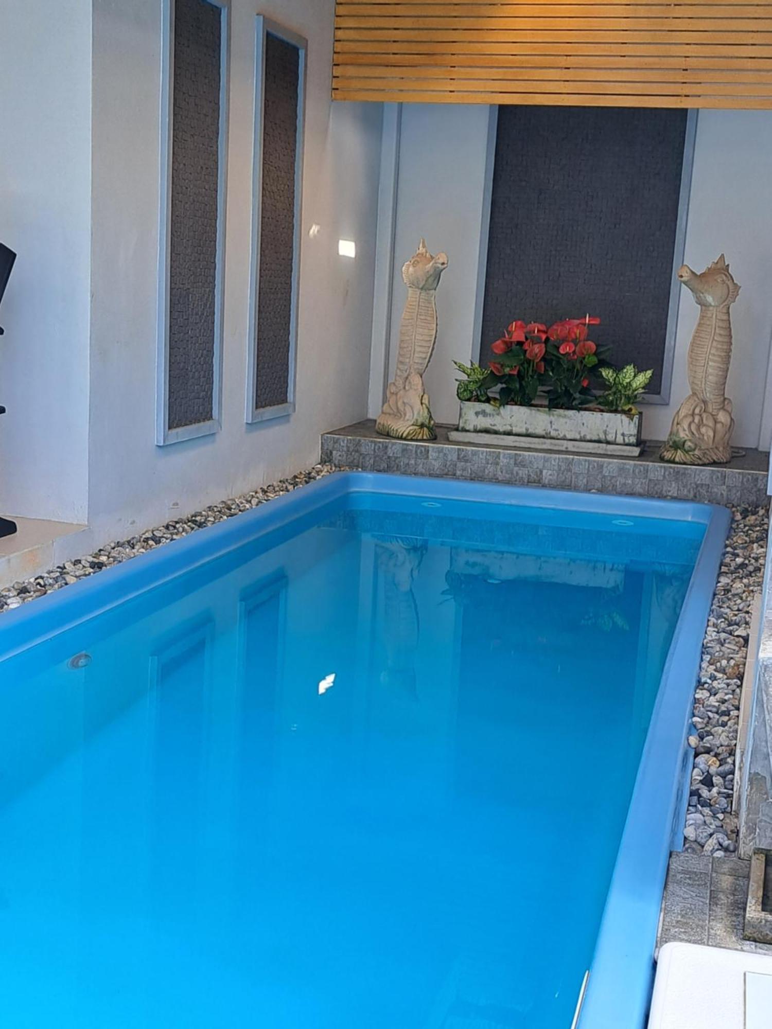 The Chic Pool Villa Nai Yang Beach 객실 사진